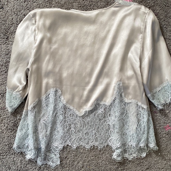 Beautiful Express Grey Silk and Lace Overlay to dress up any outfit! - Picture 5 of 6